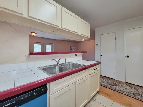 418 Garland Drive 122 Lake Jackson TX 77566