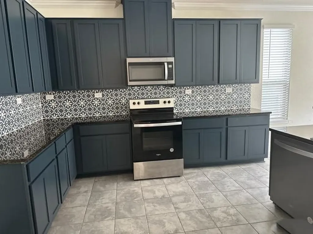 29917 Sestra Bulverde TX 78163