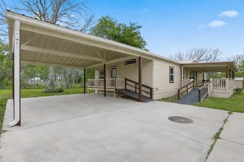 368 County Road 4891 Dayton TX 77535
