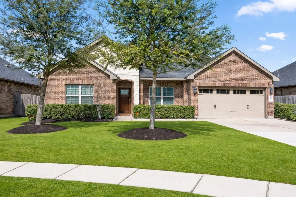 519 Yellow Bullhead Court Rosenberg TX 77469