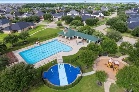 519 Yellow Bullhead Court Rosenberg TX 77469