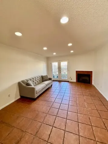 3100 Jeanetta Street 401 Houston TX 77063