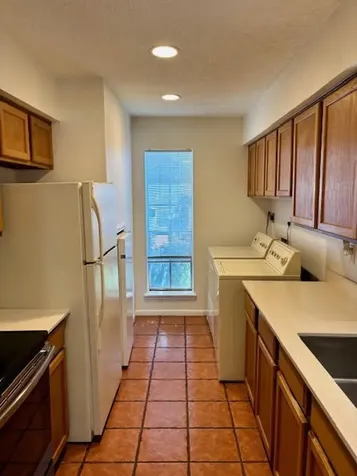 3100 Jeanetta Street 401 Houston TX 77063