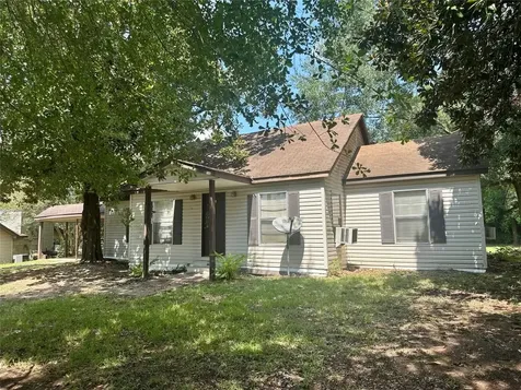 1505 S Houston Avenue Livingston TX 77351
