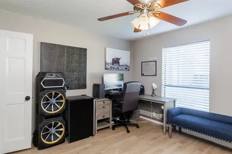 6625 Windwood Lane Beaumont TX 77706