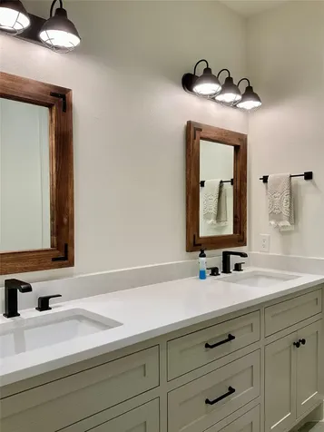 308 Coastal Oaks Loop Port O Connor TX 77982