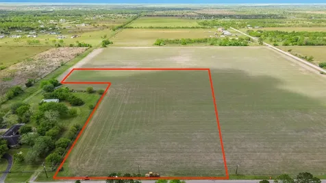 13012 County Road 184 Alvin TX 77511