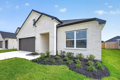 2111 Spring Hollow Drive Baytown TX 77521