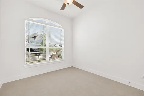 4916 Northern Woods Dr Drive Spring TX 77386