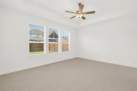 4916 Northern Woods Dr Drive Spring TX 77386