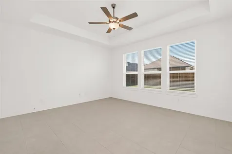 4916 Northern Woods Dr Drive Spring TX 77386
