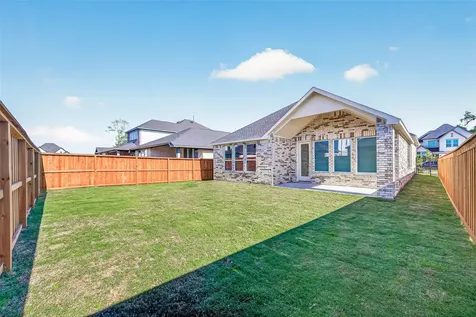 4916 Northern Woods Dr Drive Spring TX 77386