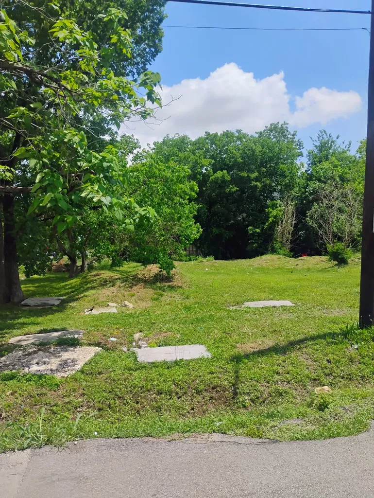 2216 Gregg Street Houston TX 77026