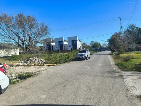2216 Gregg Street Houston TX 77026