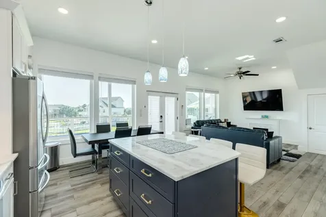 3903 Pirates Beach Blvd Court Galveston TX 77554