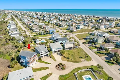 3903 Pirates Beach Blvd Court Galveston TX 77554
