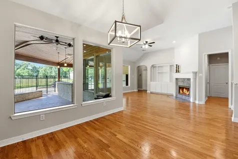 10965 Lake Forest Drive Conroe TX 77384