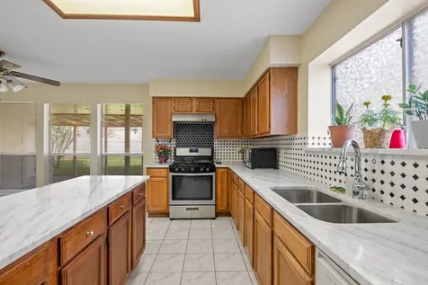 4131 Club Valley Dr Drive Houston TX 77082