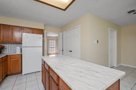 4131 Club Valley Dr Drive Houston TX 77082