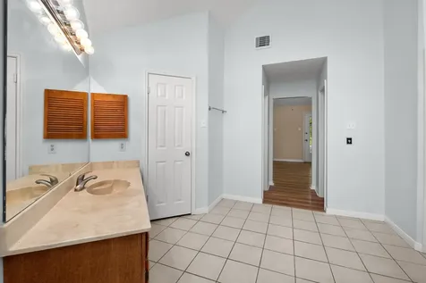 4131 Club Valley Dr Drive Houston TX 77082