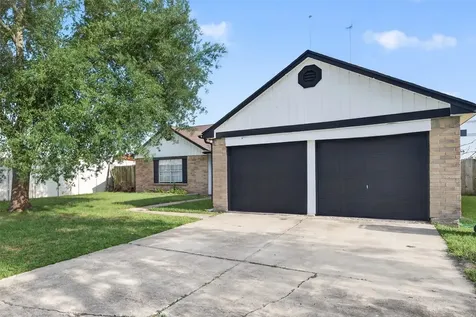 8203 Lone Quail Drive Houston TX 77489