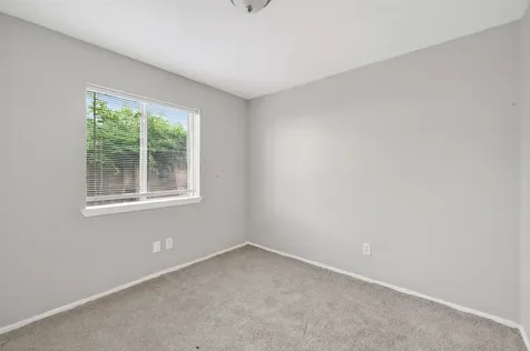8203 Lone Quail Drive Houston TX 77489