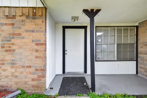 8203 Lone Quail Drive Houston TX 77489
