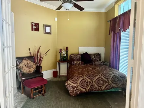 3301 Roya Court Port Arthur TX 77642