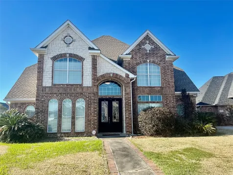 3301 Roya Court Port Arthur TX 77642