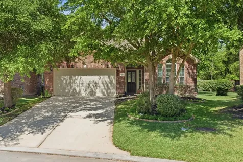 123 N Hawkhurst Circle Magnolia TX 77354