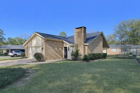 304 Lee Lane Lufkin TX 75904
