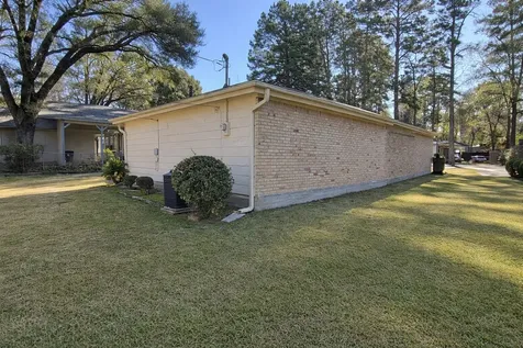 304 Lee Lane Lufkin TX 75904