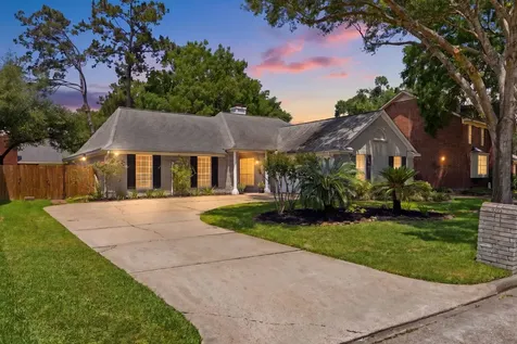 4007 Hill Springs Drive Houston TX 77345