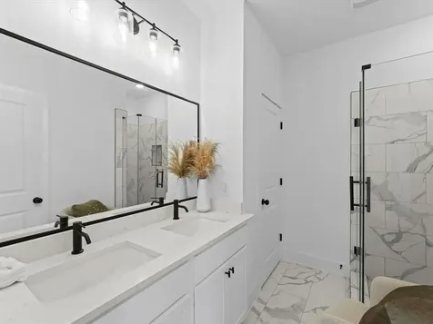 1448 Dewalt Street Houston TX 77088