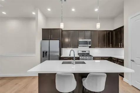 144 Knightsbridge Park Lane Houston TX 77018