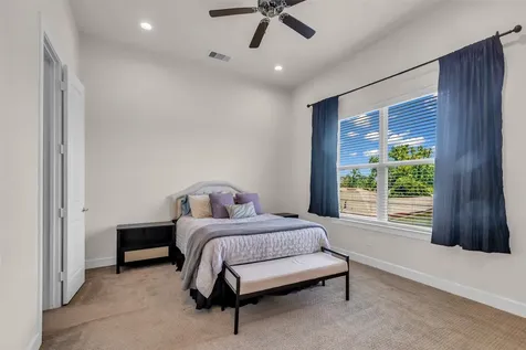 144 Knightsbridge Park Lane Houston TX 77018