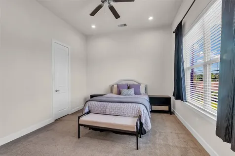 144 Knightsbridge Park Lane Houston TX 77018