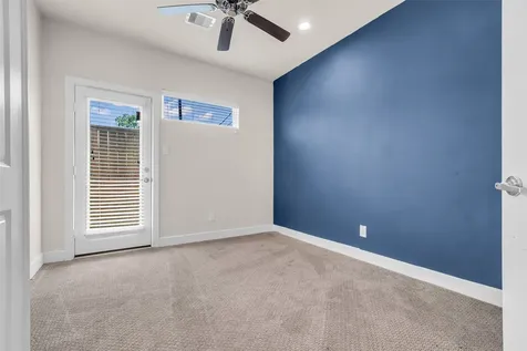 144 Knightsbridge Park Lane Houston TX 77018