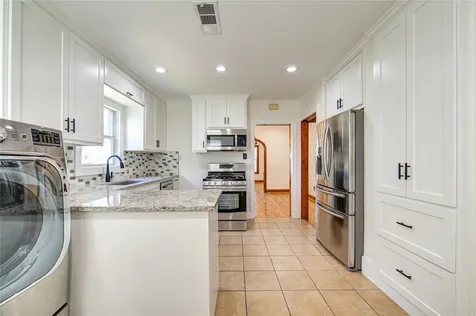 814 Sue Street Houston TX 77009