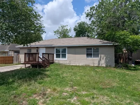 507 Lynn Street South Houston TX 77587