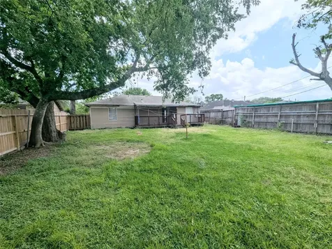 507 Lynn Street South Houston TX 77587