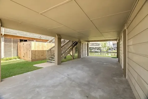 505 Pompano Street Bayou Vista TX 77563