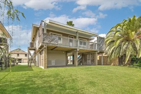 505 Pompano Street Bayou Vista TX 77563