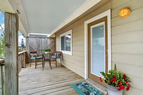 505 Pompano Street Bayou Vista TX 77563