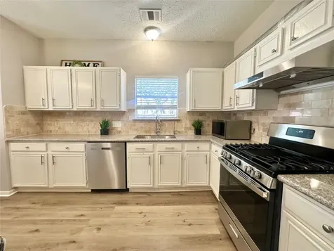 1502 Sheffield Drive Missouri City TX 77459