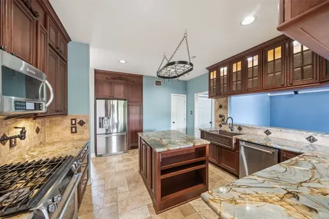 2502 Sea Horse Court Seabrook TX 77586
