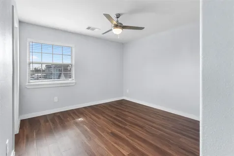 6809 Glass Street Street A Houston TX 77016