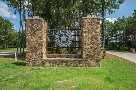 11709 Grand North Road Willis TX 77378