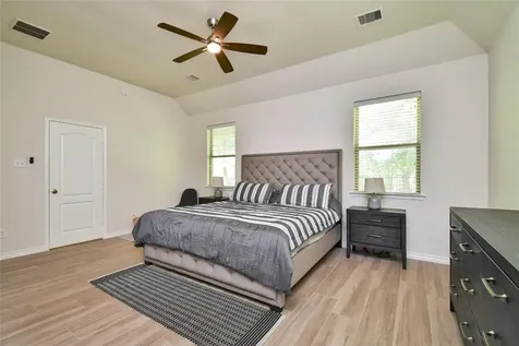 22 Wood Drake Place Tomball TX 77375