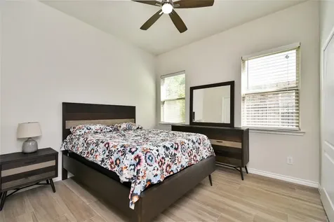 22 Wood Drake Place Tomball TX 77375
